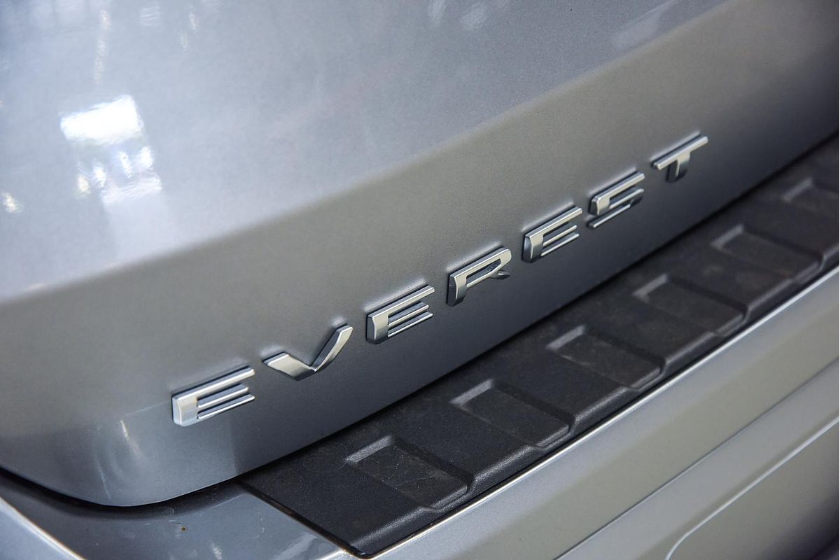 2025 Ford Everest Platinum