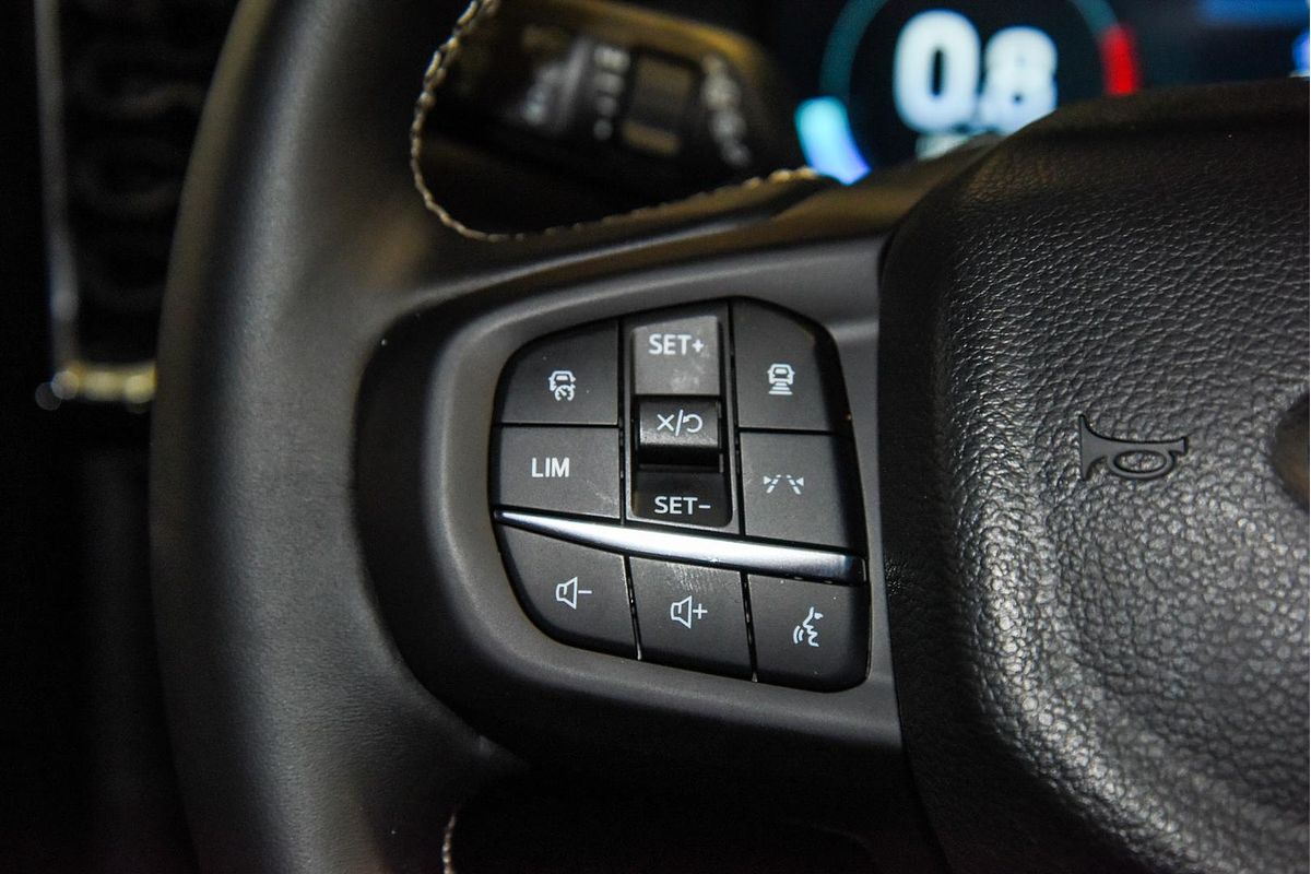 2025 Ford Everest Platinum