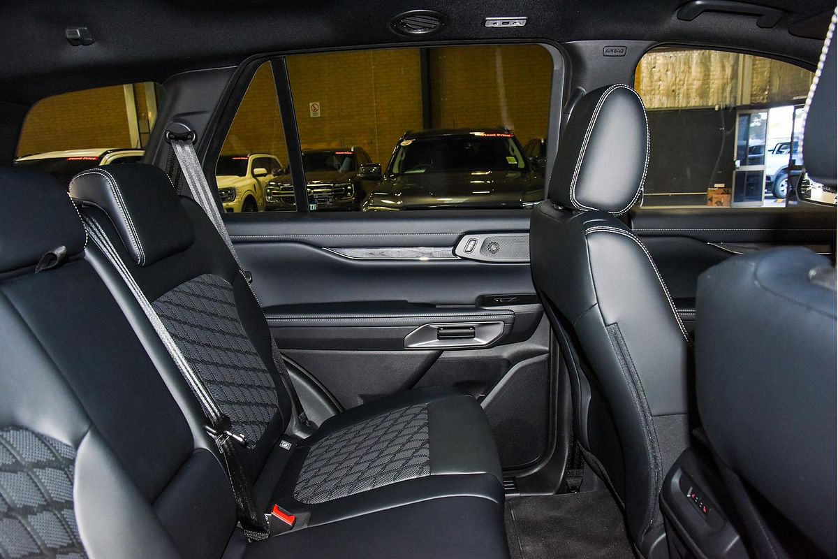 2025 Ford Everest Platinum