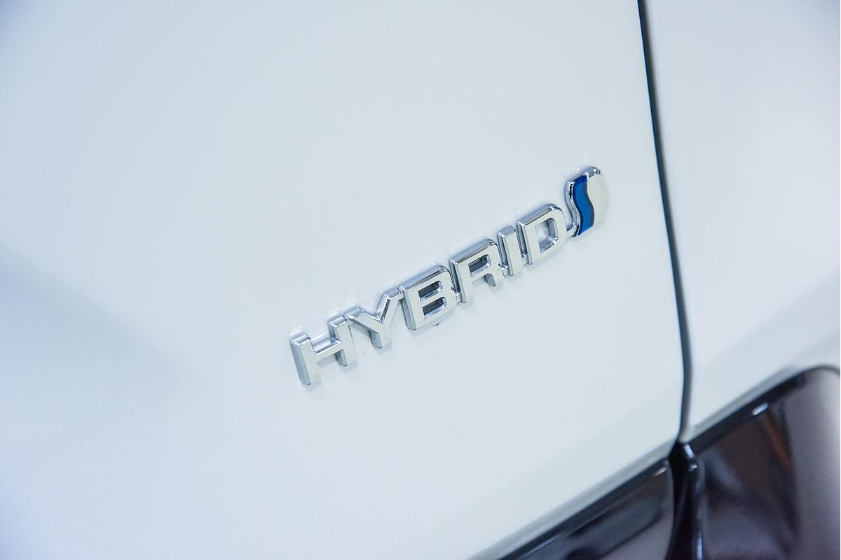 2024 Toyota RAV4 XSE AXAH52R
