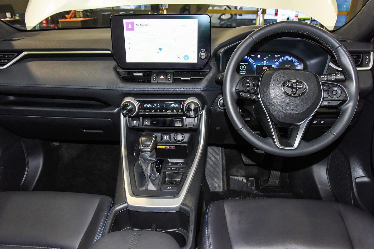 2024 Toyota RAV4 XSE AXAH52R