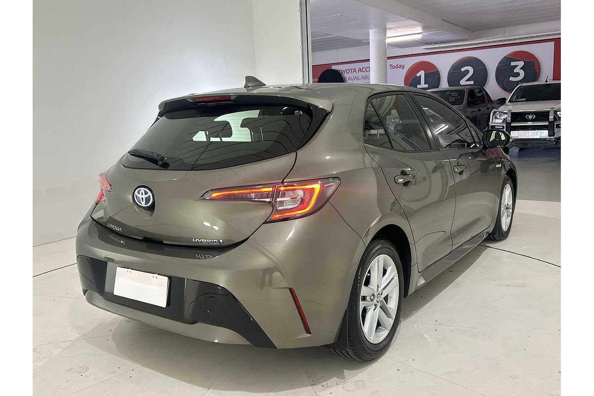 2018 Toyota Corolla Ascent Sport Hybrid ZWE211R