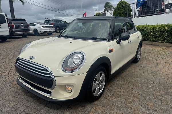 2015 MINI Hatch Cooper F55