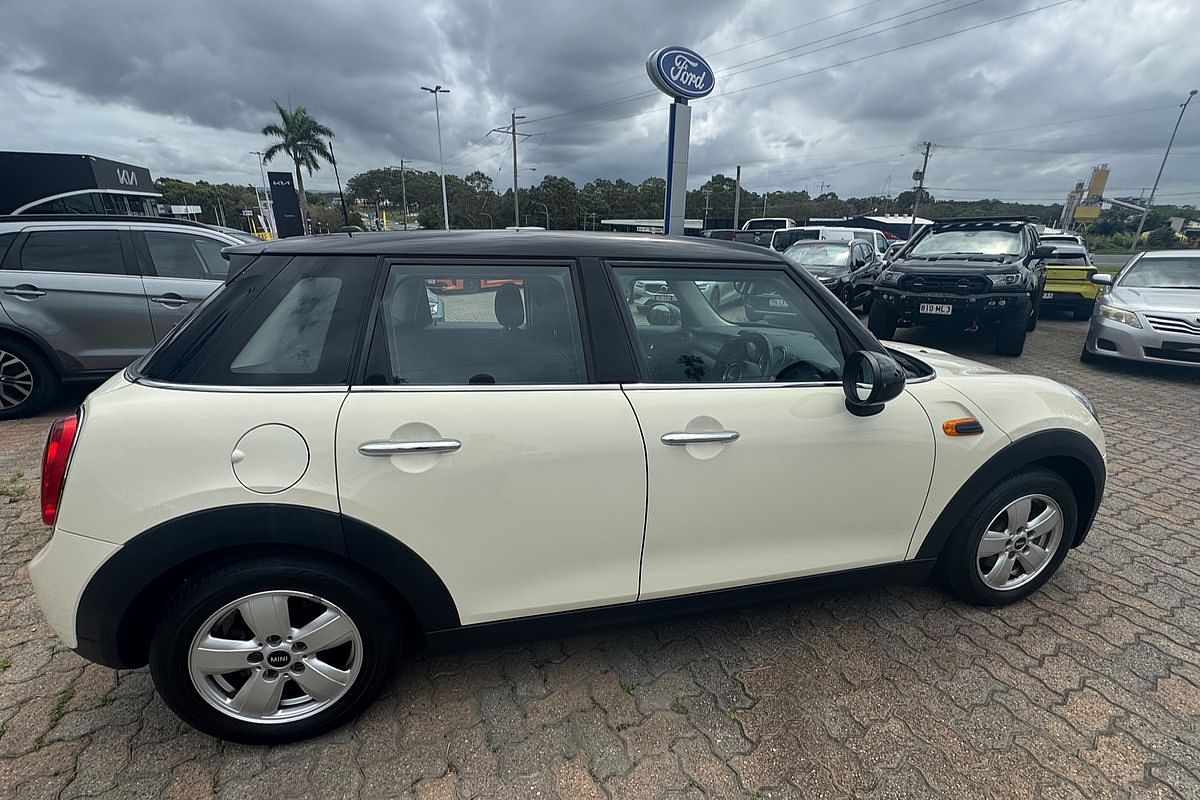 2015 MINI Hatch Cooper F55
