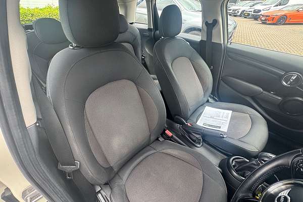 2015 MINI Hatch Cooper F55