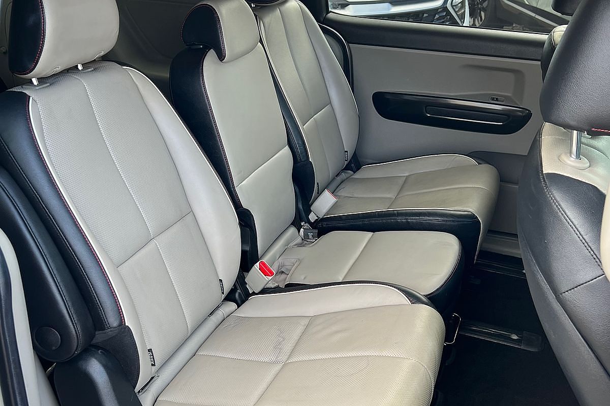 2019 Kia Carnival SLi YP