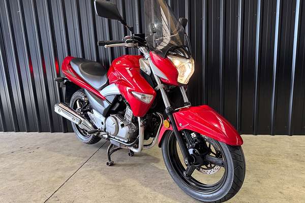 2013 Suzuki GW250 INAZUMA LAM