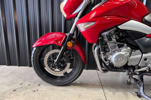 2013 Suzuki GW250 INAZUMA LAM