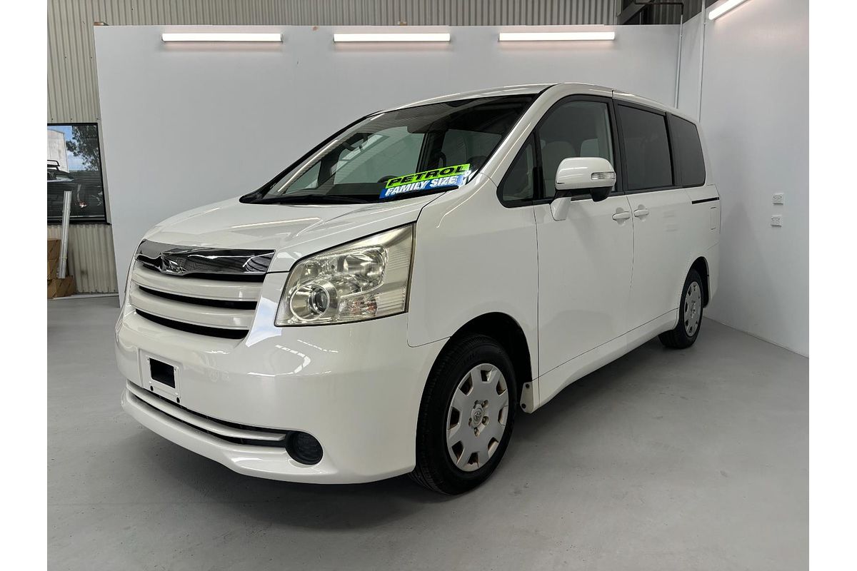 2007 Toyota Noah X L Selection Slope