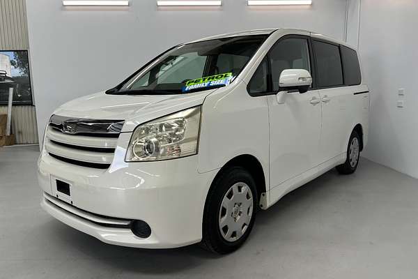 2007 Toyota Noah X L Selection Slope