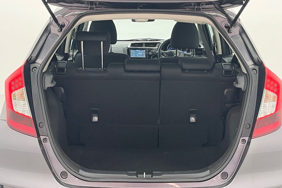 Honda Jazz 5 Doors Manual VTI 20