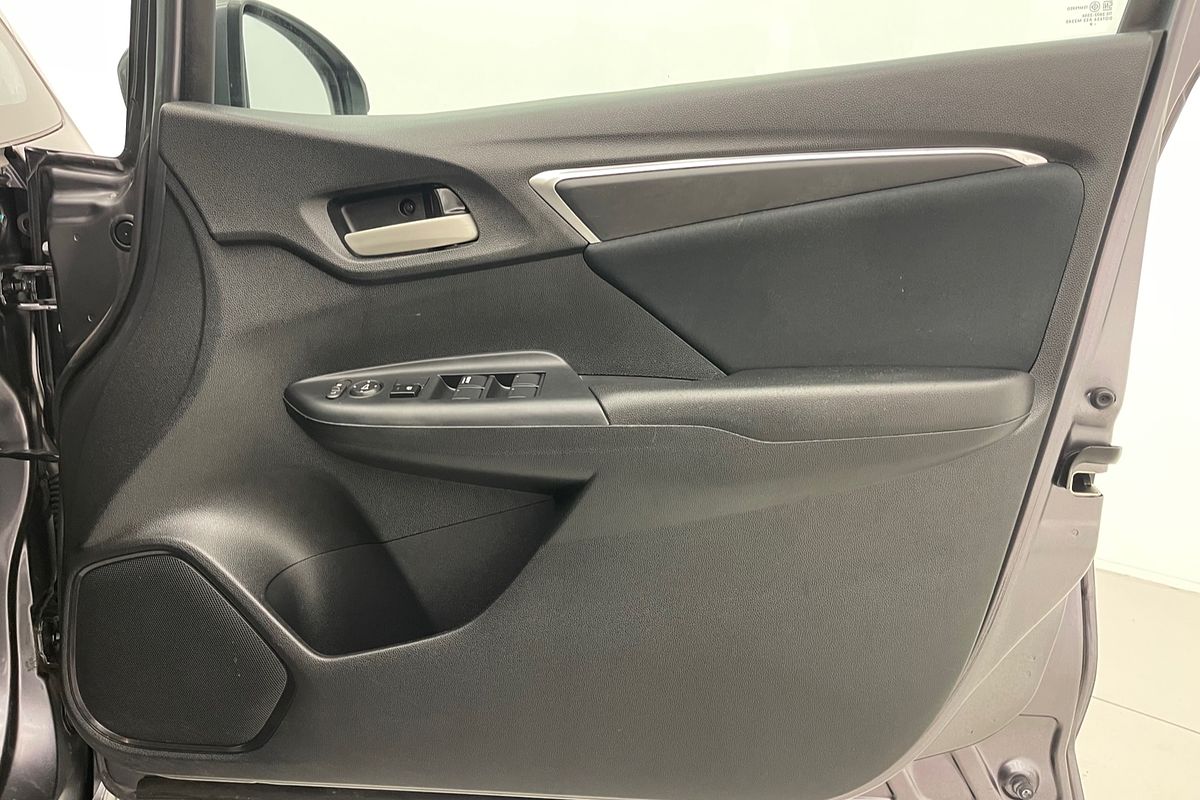 Honda Jazz 5 Doors Manual VTI 20