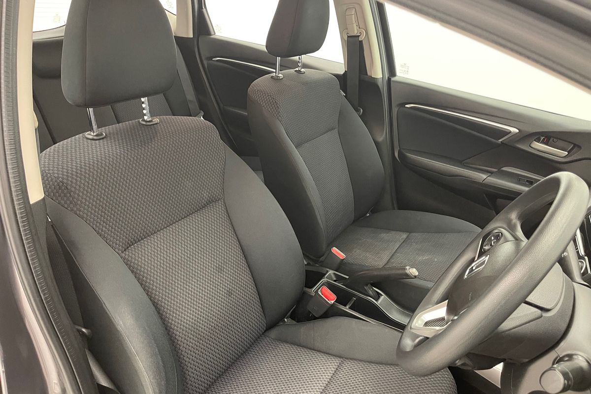 Honda Jazz 5 Doors Manual VTI 20