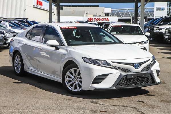 2020 Toyota Camry Ascent Sport AXVH71R