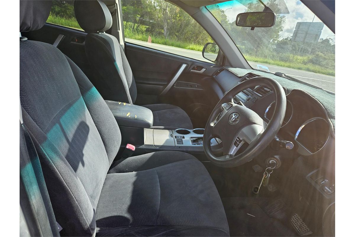 2011 Toyota Kluger KX-R GSU40R