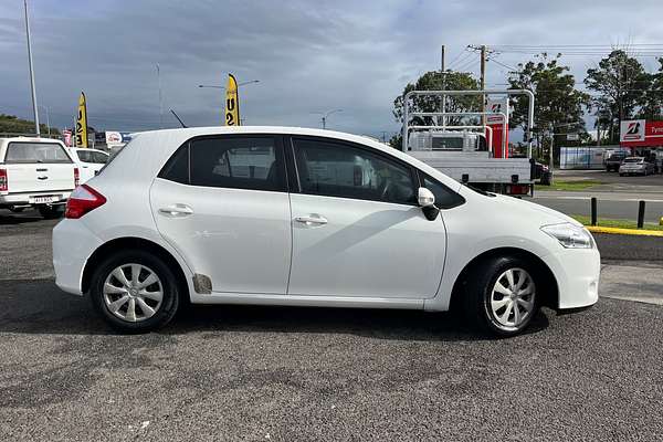 2010 Toyota Corolla Conquest ZRE152R