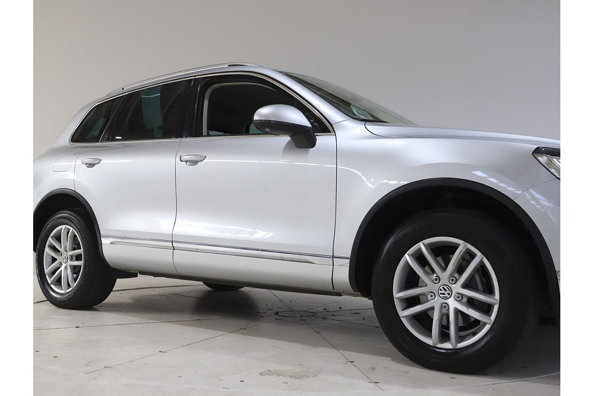 2017 Volkswagen TOUAREG 150 TDI ELEMENT 8 SP AUTOMATIC 4D WAGON DTV6 DIESEL