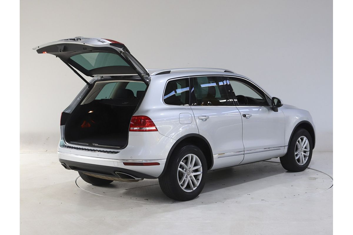 2017 Volkswagen TOUAREG 150 TDI ELEMENT 8 SP AUTOMATIC 4D WAGON DTV6 DIESEL