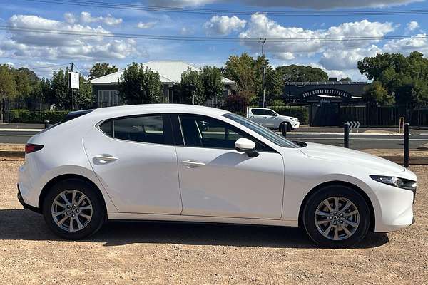 2024 Mazda 3 G20 Pure BP Series