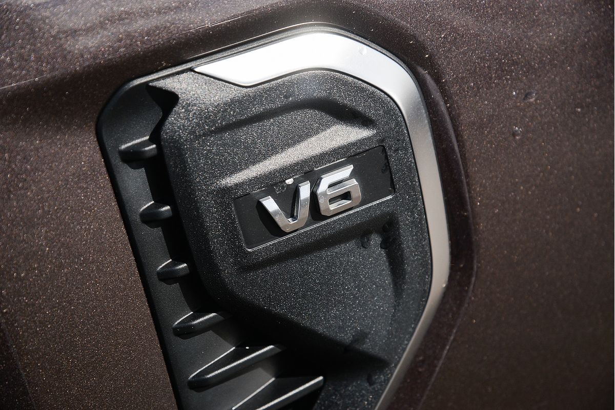2023 Ford Everest Platinum