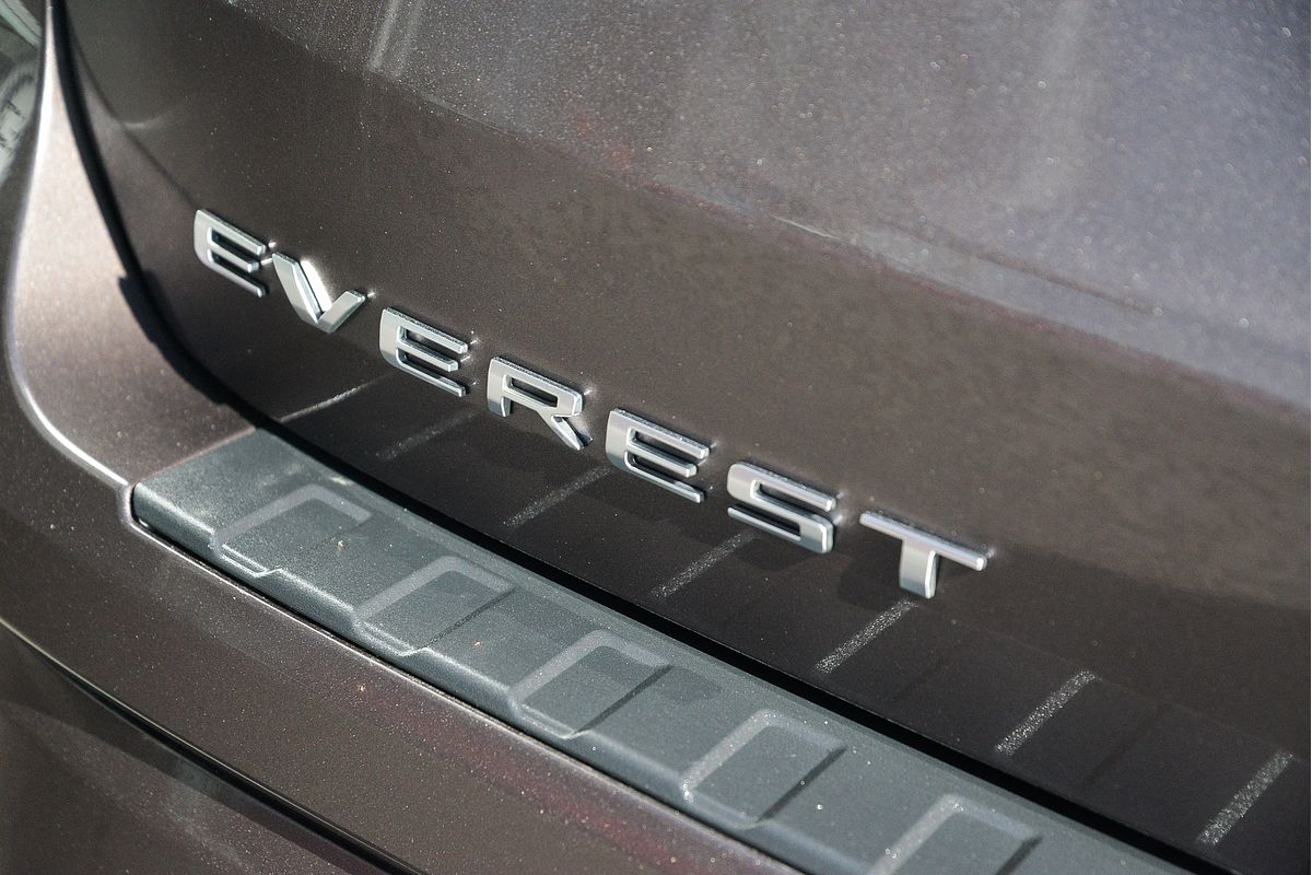 2023 Ford Everest Platinum
