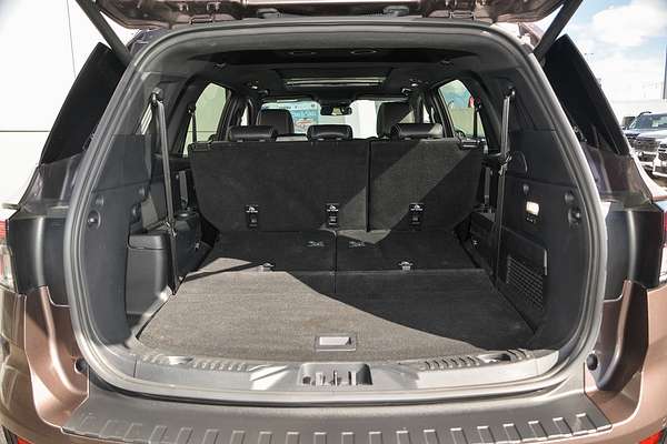 2023 Ford Everest Platinum