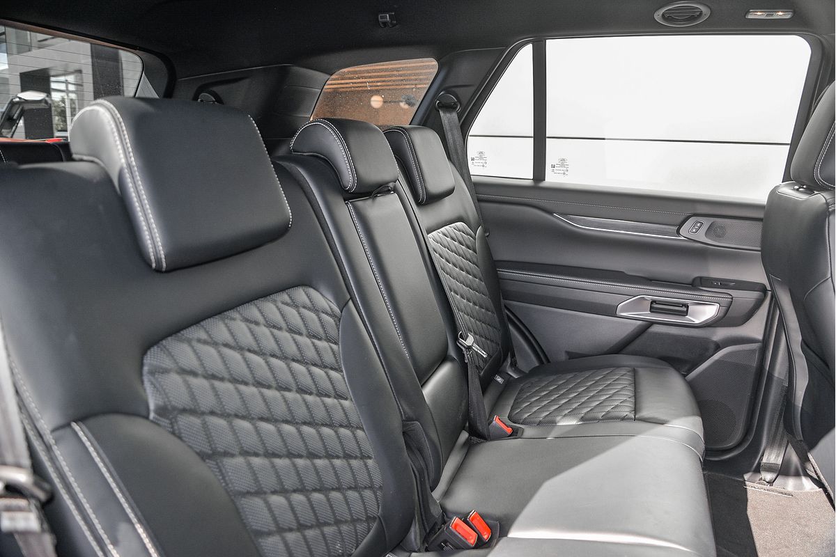 2023 Ford Everest Platinum