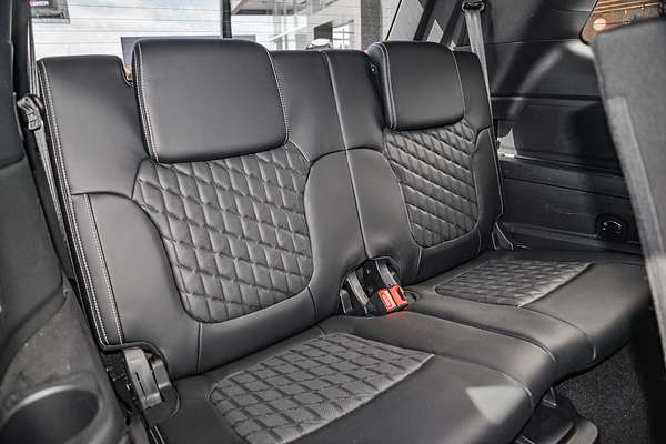 2023 Ford Everest Platinum