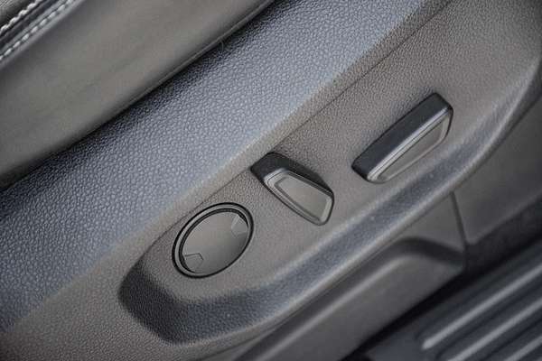 2023 Ford Everest Platinum