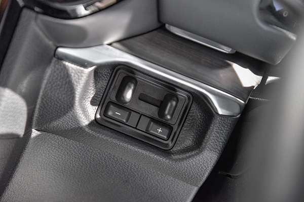 2023 Ford Everest Platinum