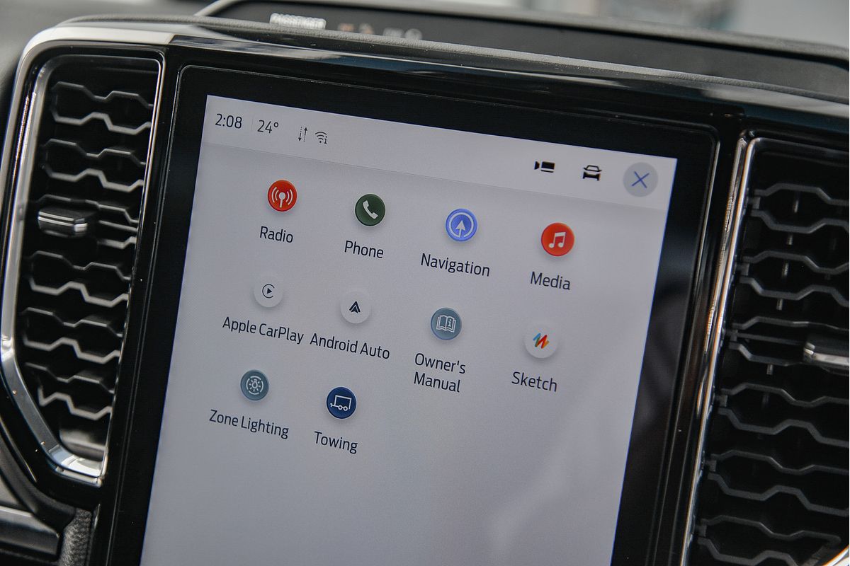 2023 Ford Everest Platinum
