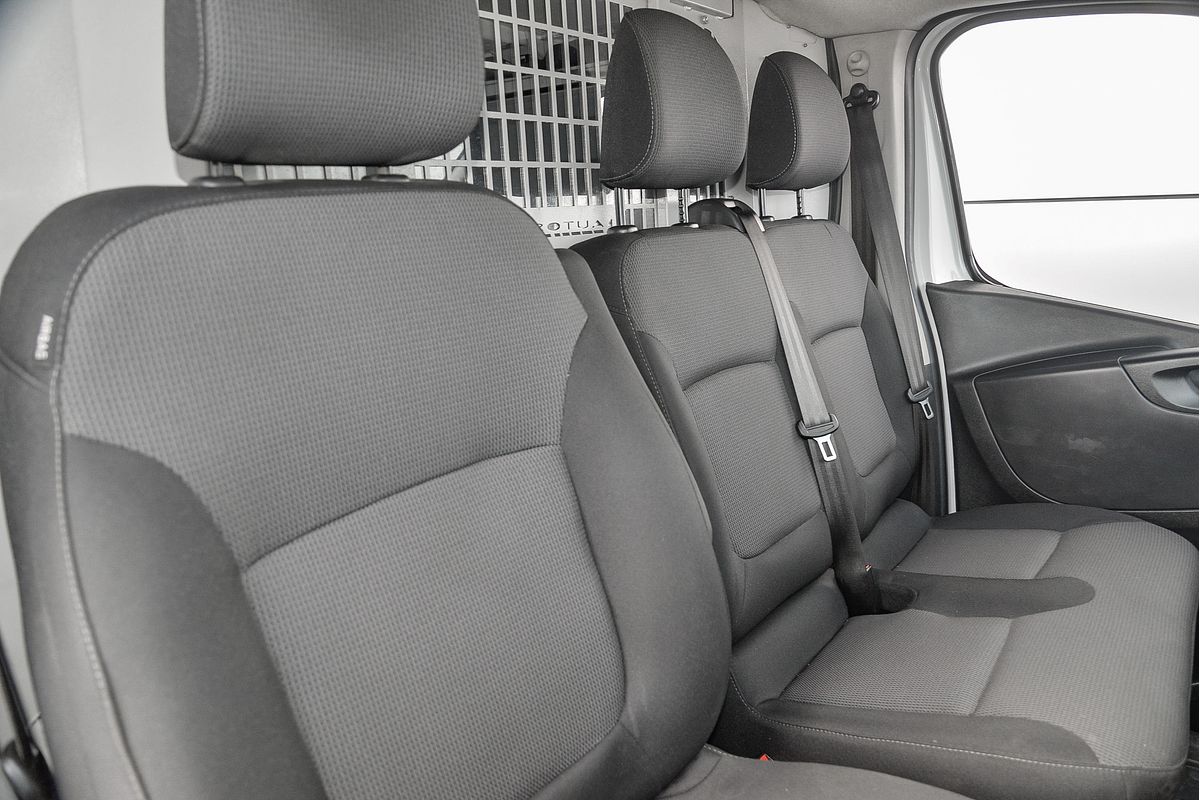 2020 Mitsubishi Express GLX SN LWB