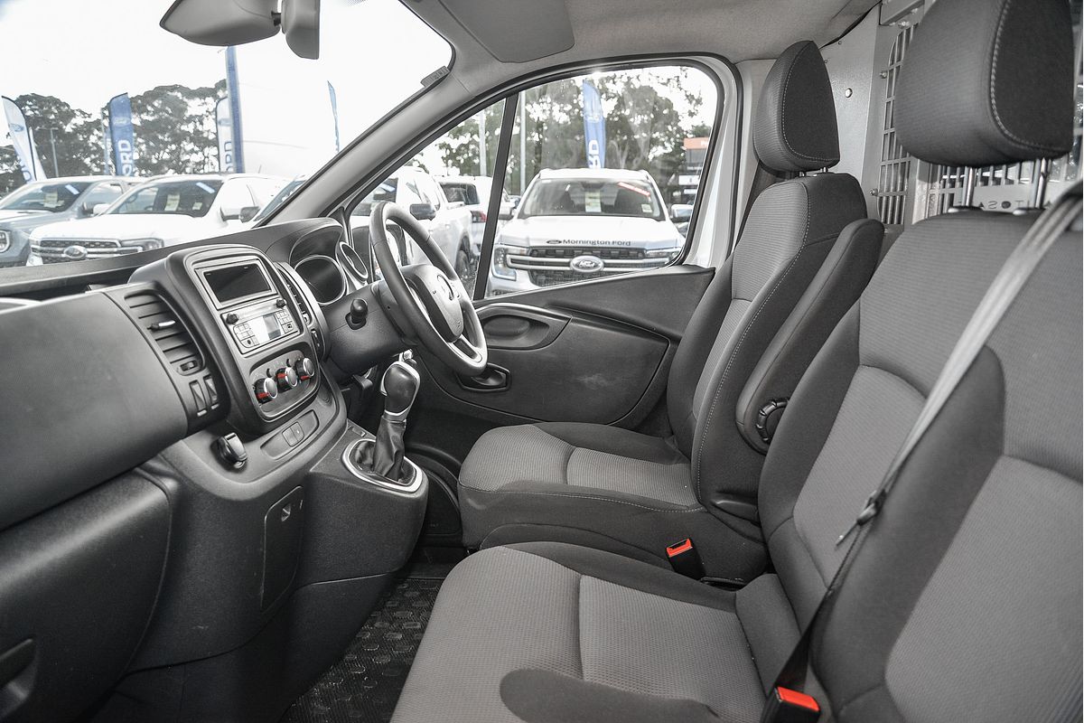 2020 Mitsubishi Express GLX SN LWB
