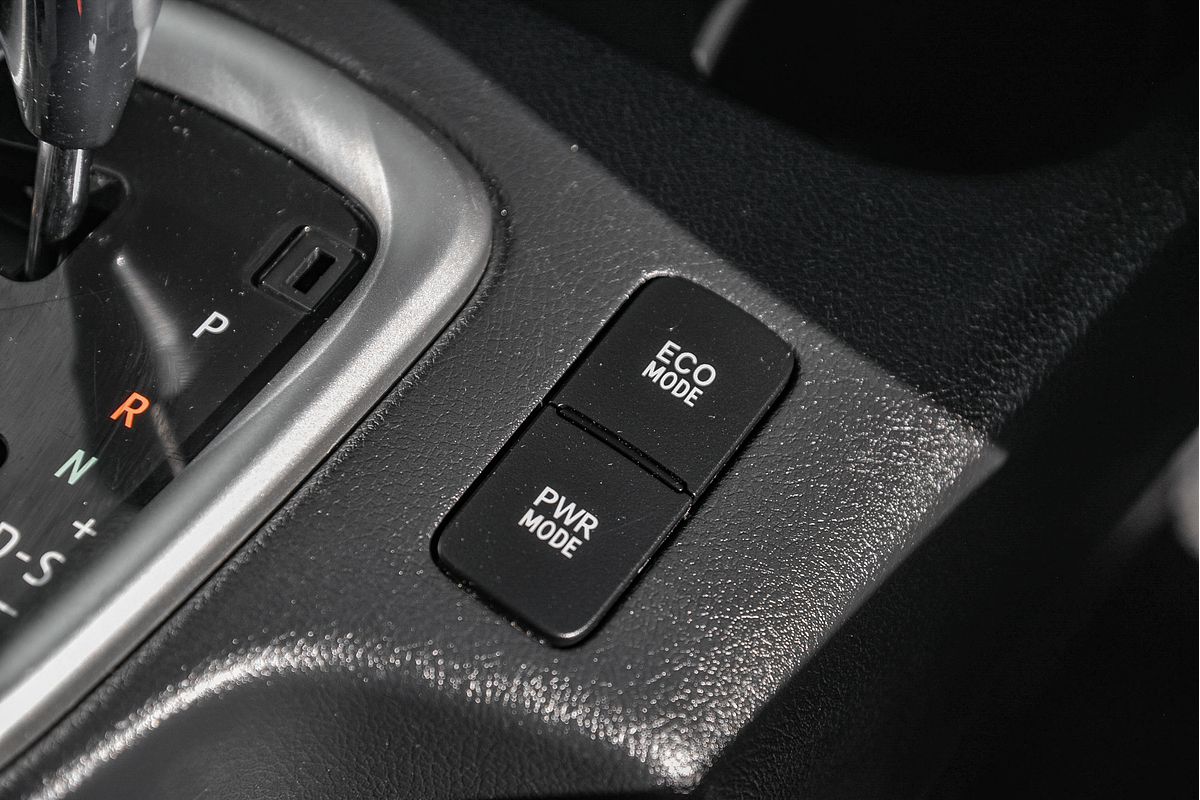 2019 Toyota Hilux SR5 GUN126R 4X4