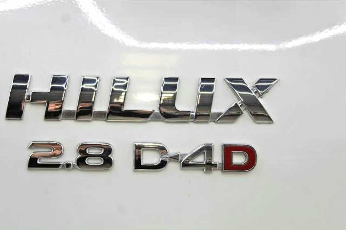 2018 Toyota HILUX SR DUAL CAB GUN126R