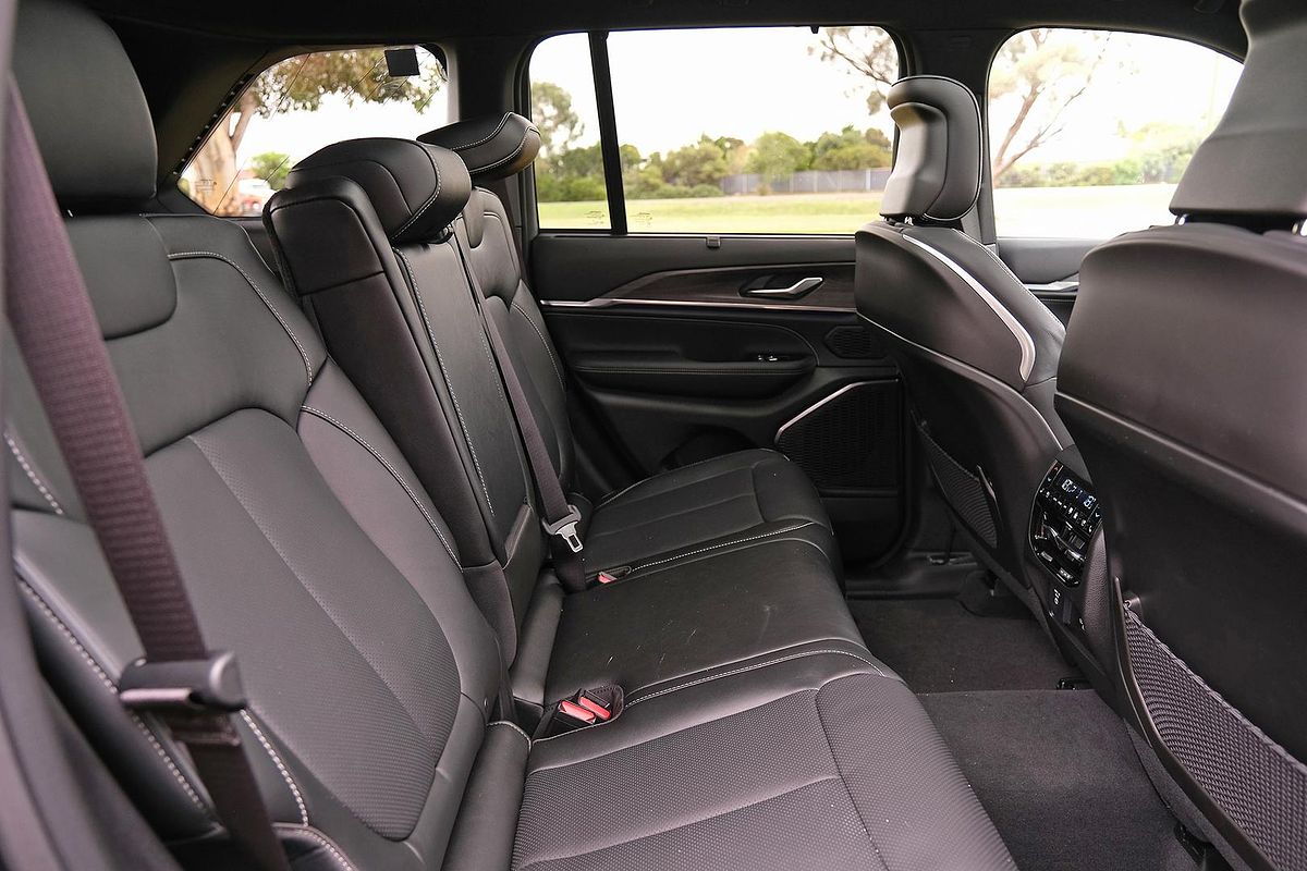 2023 Jeep Grand Cherokee Overland WL