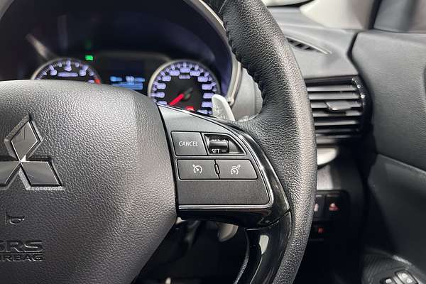 2023 Mitsubishi Eclipse Cross LS YB
