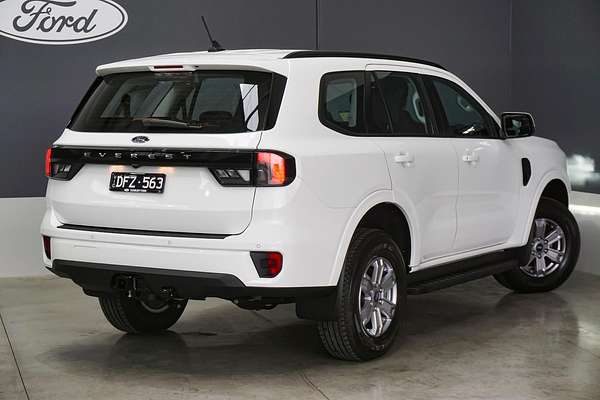 2024 Ford Everest Ambiente
