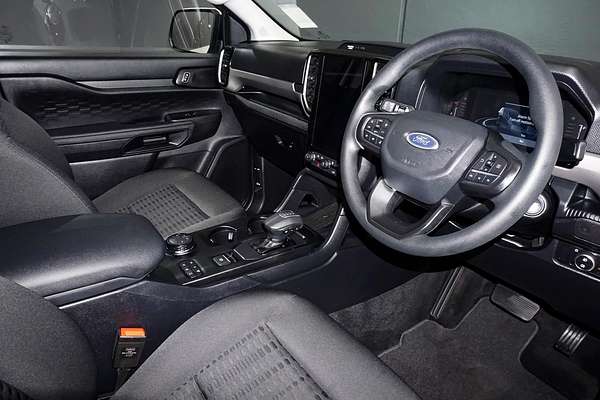 2024 Ford Everest Ambiente