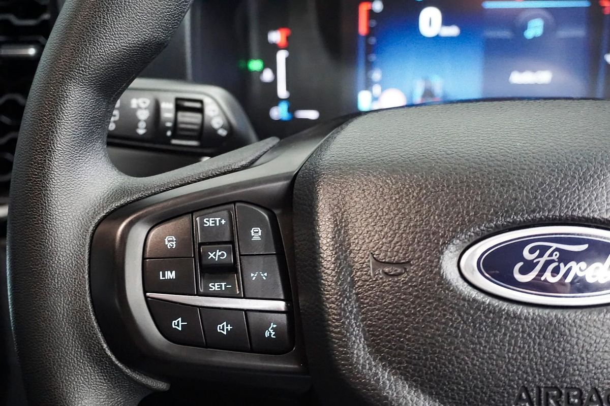 2024 Ford Everest Ambiente