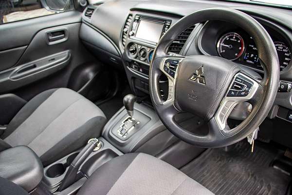 2021 Mitsubishi Triton GLX MR 4X4