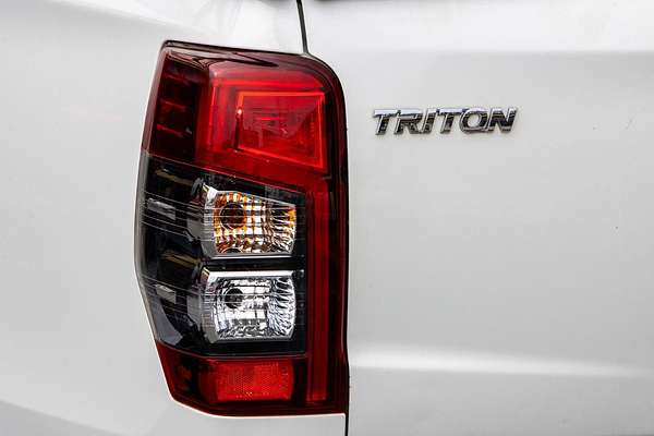 2021 Mitsubishi Triton GLX MR 4X4