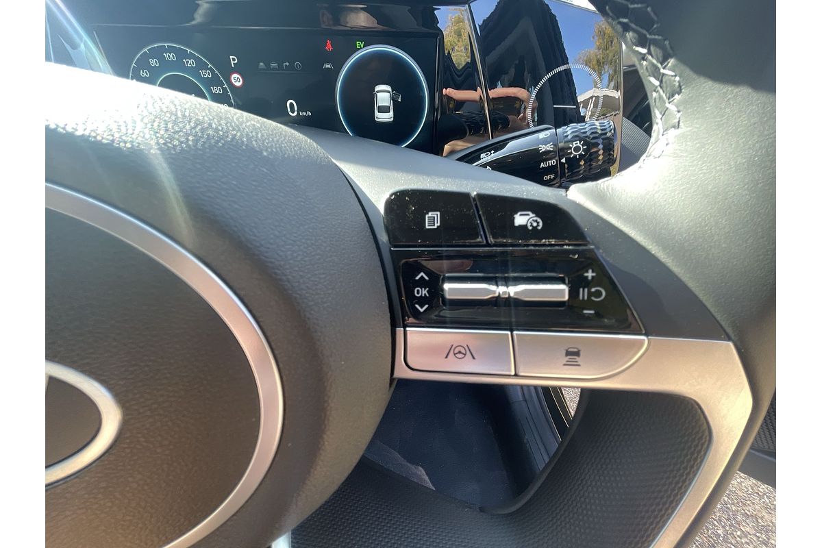 2024 Hyundai i30 Elite Hybrid CN7.V2