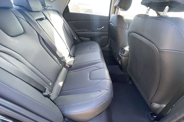2024 Hyundai i30 Elite Hybrid CN7.V2
