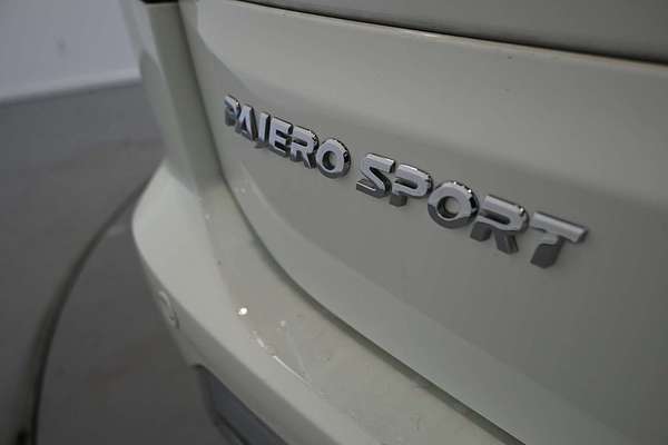 2023 Mitsubishi Pajero Sport GLX QF
