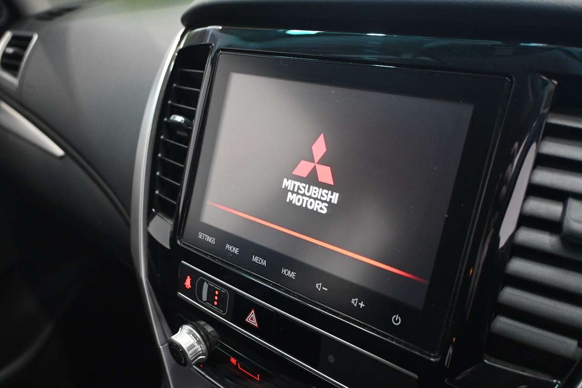 2023 Mitsubishi Pajero Sport GLX QF