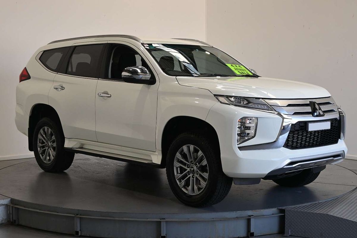 2023 Mitsubishi Pajero Sport GLX QF