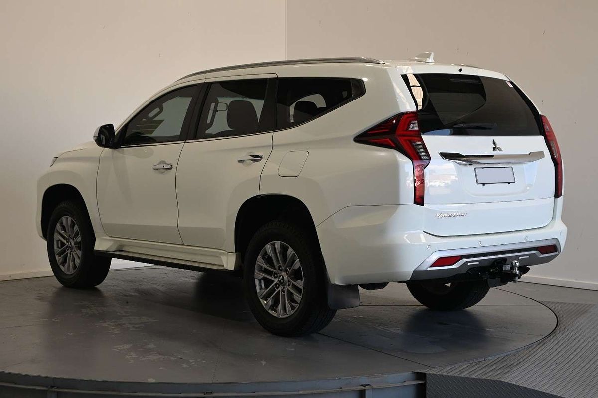 2023 Mitsubishi Pajero Sport GLX QF