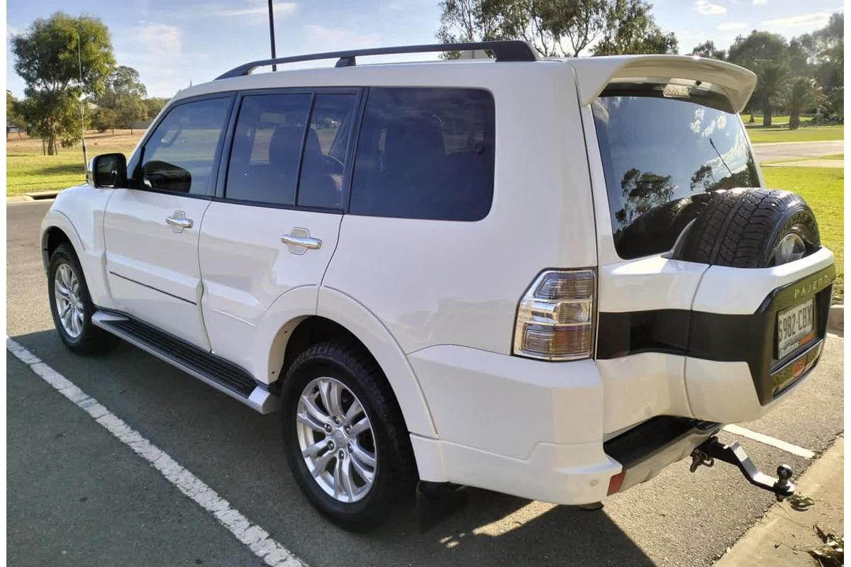 2019 Mitsubishi Pajero GLS NX