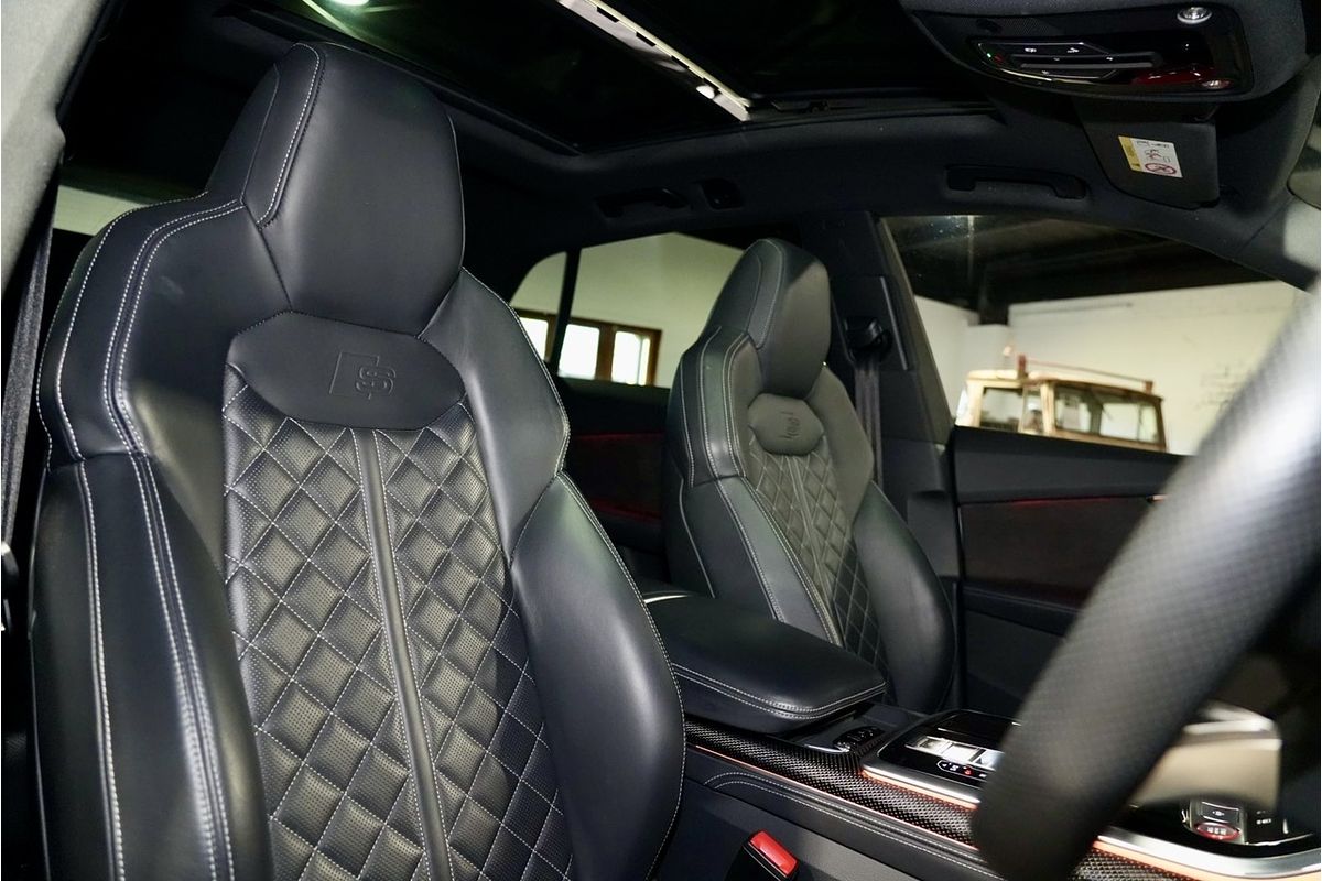 2020 Audi SQ8 TDI F1